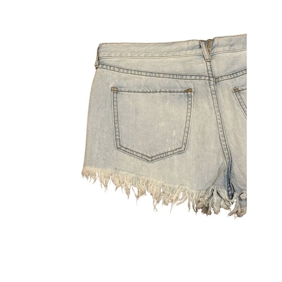 We The Free Light Wash High-Rise Frayed Hem Denim Shorts Size 30 Womens Casual S - Picture 3 of 4